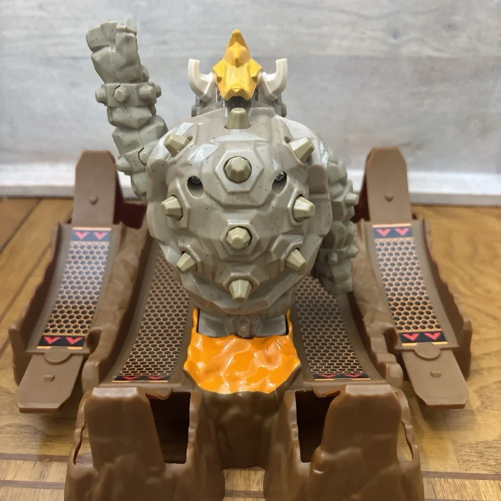 Hot Wheels Mario Kart Replacement Lot - Bowser's Castle, Chain Chomp, Switchback